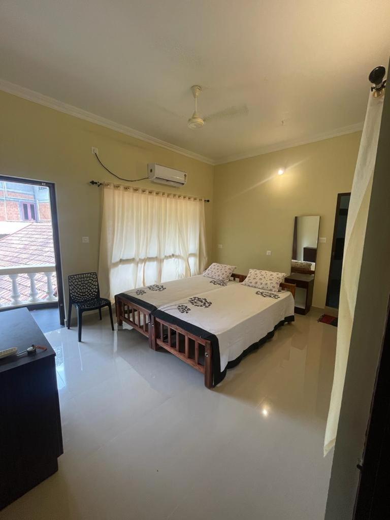Kalpadiyil Hotell Balarampuram Exteriör bild